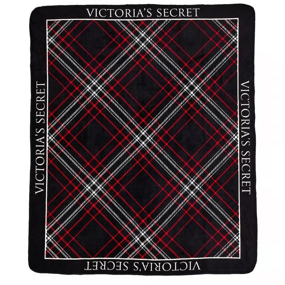 Victoria's Secret Black & Red Fleece Plaid Blanket